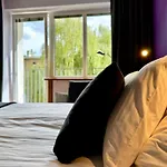 Kochanowskiego Lodz, 42m2, Wanna, Balkon, Bezplatny Parking, Netflix, Wifi, Dostep Na Kod, Manufaktura, Atlas Arena, Aquapark Fala, Expo Apartment Lodz