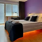 Kochanowskiego Lodz, 42m2, Wanna, Balkon, Bezplatny Parking, Netflix, Wifi, Dostep Na Kod, Manufaktura, Atlas Arena, Aquapark Fala, Expo *