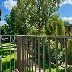 Kochanowskiego Lodz, 42m2, Wanna, Balkon, Bezplatny Parking, Netflix, Wifi, Dostep Na Kod, Manufaktura, Atlas Arena, Aquapark Fala, Expo