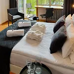 Kochanowskiego Lodz, 42m2, Wanna, Balkon, Bezplatny Parking, Netflix, Wifi, Dostep Na Kod, Manufaktura, Atlas Arena, Aquapark Fala, Expo Apartment