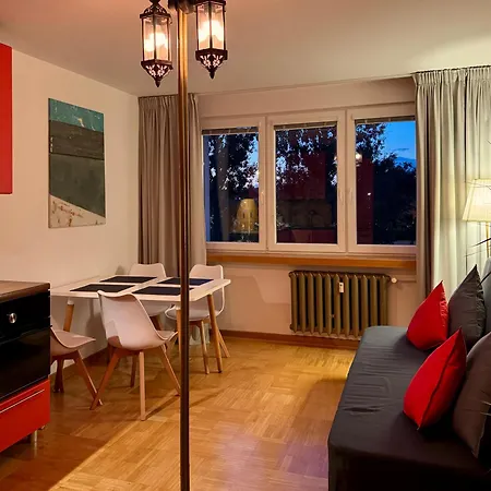 Kochanowskiego Apartman *