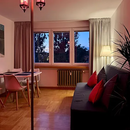 Kochanowskiego Lodz, 42m2, Wanna, Balkon, Bezplatny Parking, Netflix, Wifi, Dostep Na Kod, Manufaktura, Atlas Arena, Aquapark Fala, Expo *