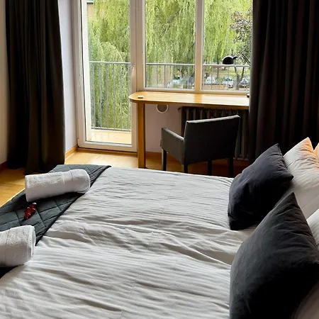 Kochanowskiego Lodz, 42m2, Wanna, Balkon, Bezplatny Parking, Netflix, Wifi, Dostep Na Kod, Manufaktura, Atlas Arena, Aquapark Fala, Expo Lodž