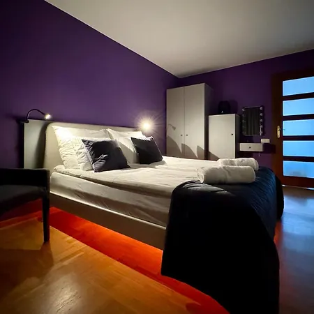 Kochanowskiego Lodz, 42m2, Wanna, Balkon, Bezplatny Parking, Netflix, Wifi, Dostep Na Kod, Manufaktura, Atlas Arena, Aquapark Fala, Expo * Lodž