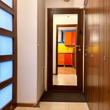 Kochanowskiego Lodz, 42m2, Wanna, Balkon, Bezplatny Parking, Netflix, Wifi, Dostep Na Kod, Manufaktura, Atlas Arena, Aquapark Fala, Expo Apartmán